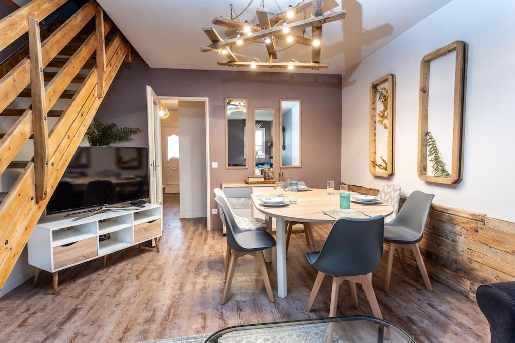 Appartement Duplex cosy et contemporain avec parking privé à Amiens Extérieur photo