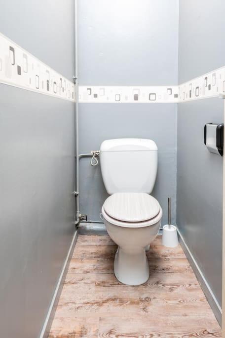 Appartement Duplex cosy et contemporain avec parking privé à Amiens Extérieur photo